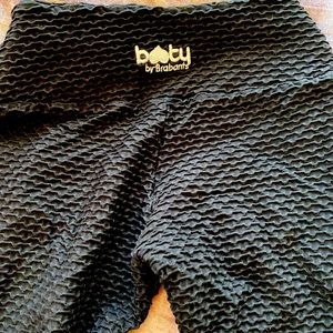 COPY - Booty by brabants crocs skin